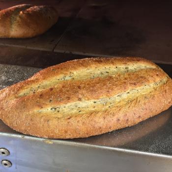 Birgers zuurdesem oude graan soorten  brood second slice