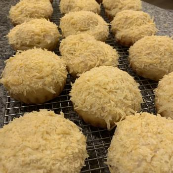 Etienne Sourdough Ensaymada first overview
