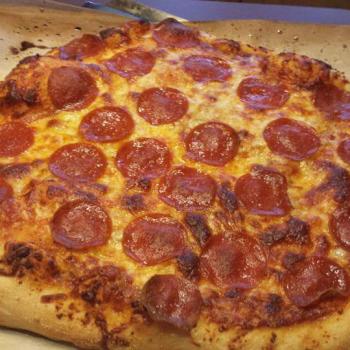 Hamm Pizza crust first overview