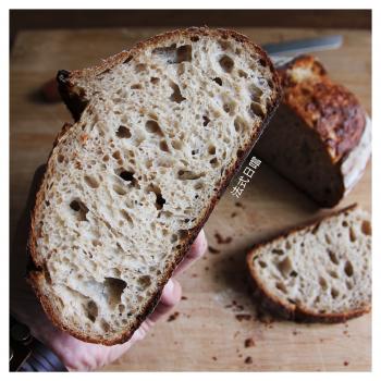 Hélène Sourdough bread second slice