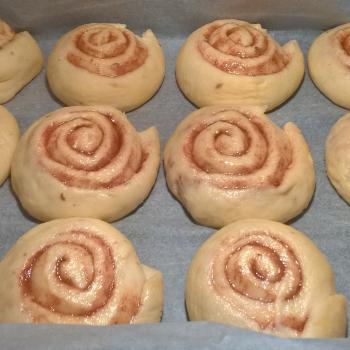 Katerina's Prozymaki Cinammon & Tahini Rolls first overview