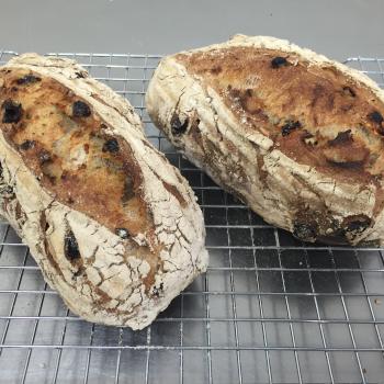 Kelvin Lim Rye Sourdough raisin walnut  second overview