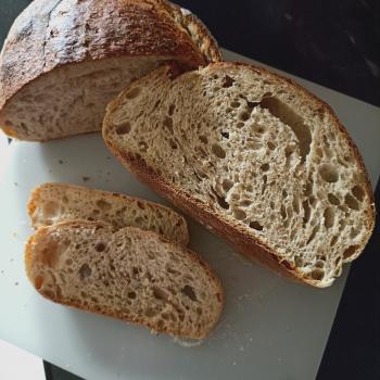 Miaw Plain Sourdough first slice