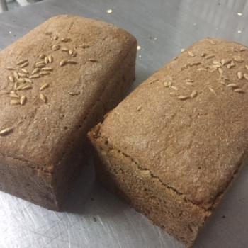 Sabores del Castillo 100% Sourdough Rye Bread first overview