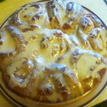 Sebstian cinnamon rolls first overview