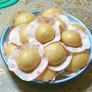 Stardust Steamed whole wheat chinese buns (包子) first overview