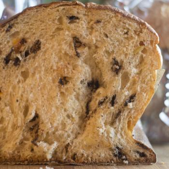 submama Panettone second slice